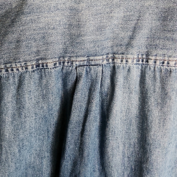 Levi's demin lightweight womens size 16 Long sleeved shirt - Picture 5 of 5